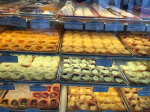 I had some difficulty choosing the kolaches. Let's just say I bought "a few". 